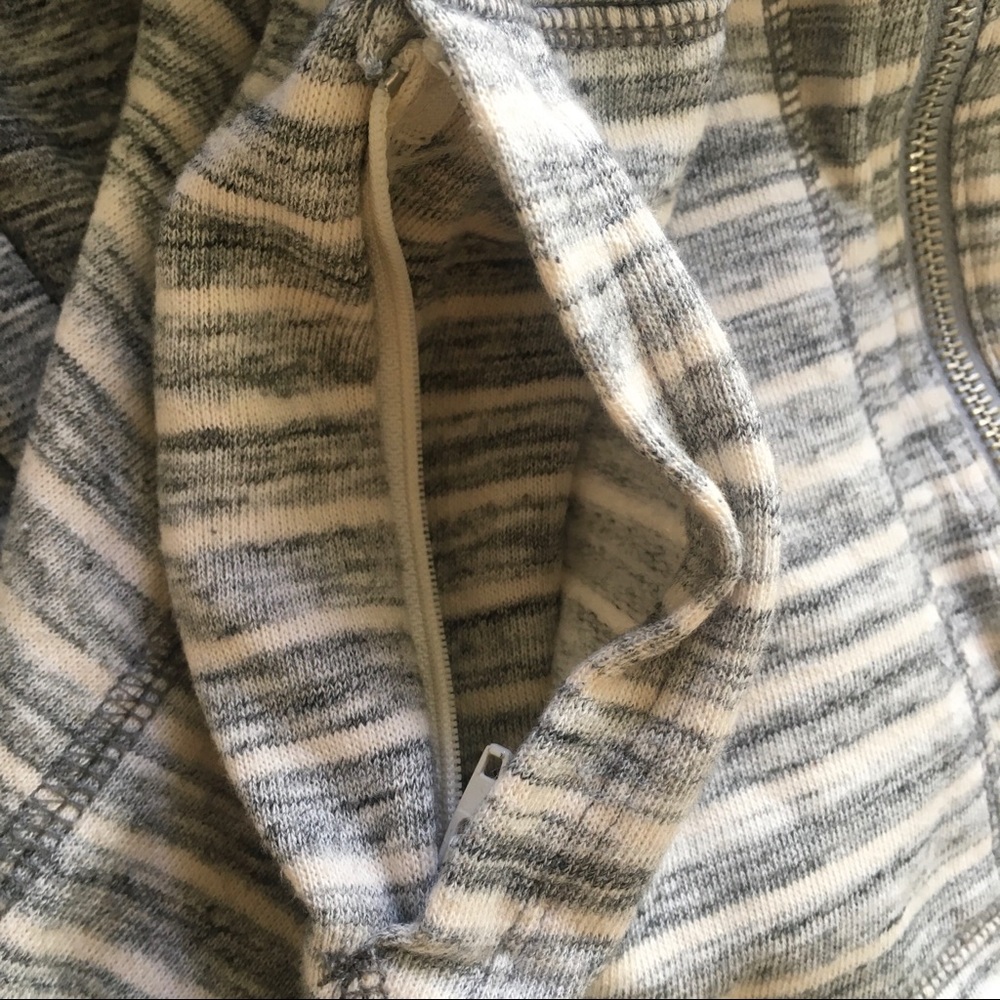 Gap Striped Jacket - image 7